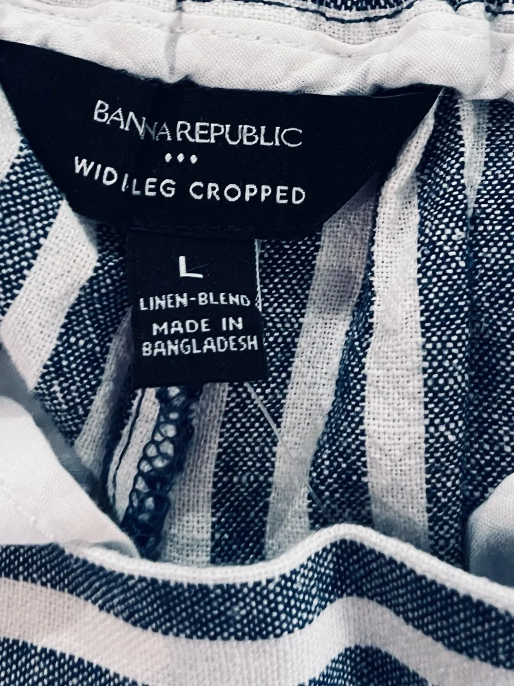 🆕- Banana Republic- WIDE-LEG HIGH-RISE LINEN-BLEND CROPPED PAN. Size: Large